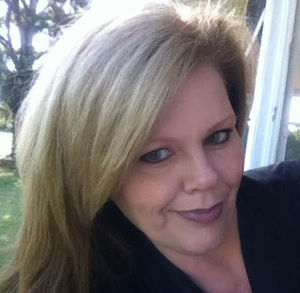 Meet your Posher, Monica